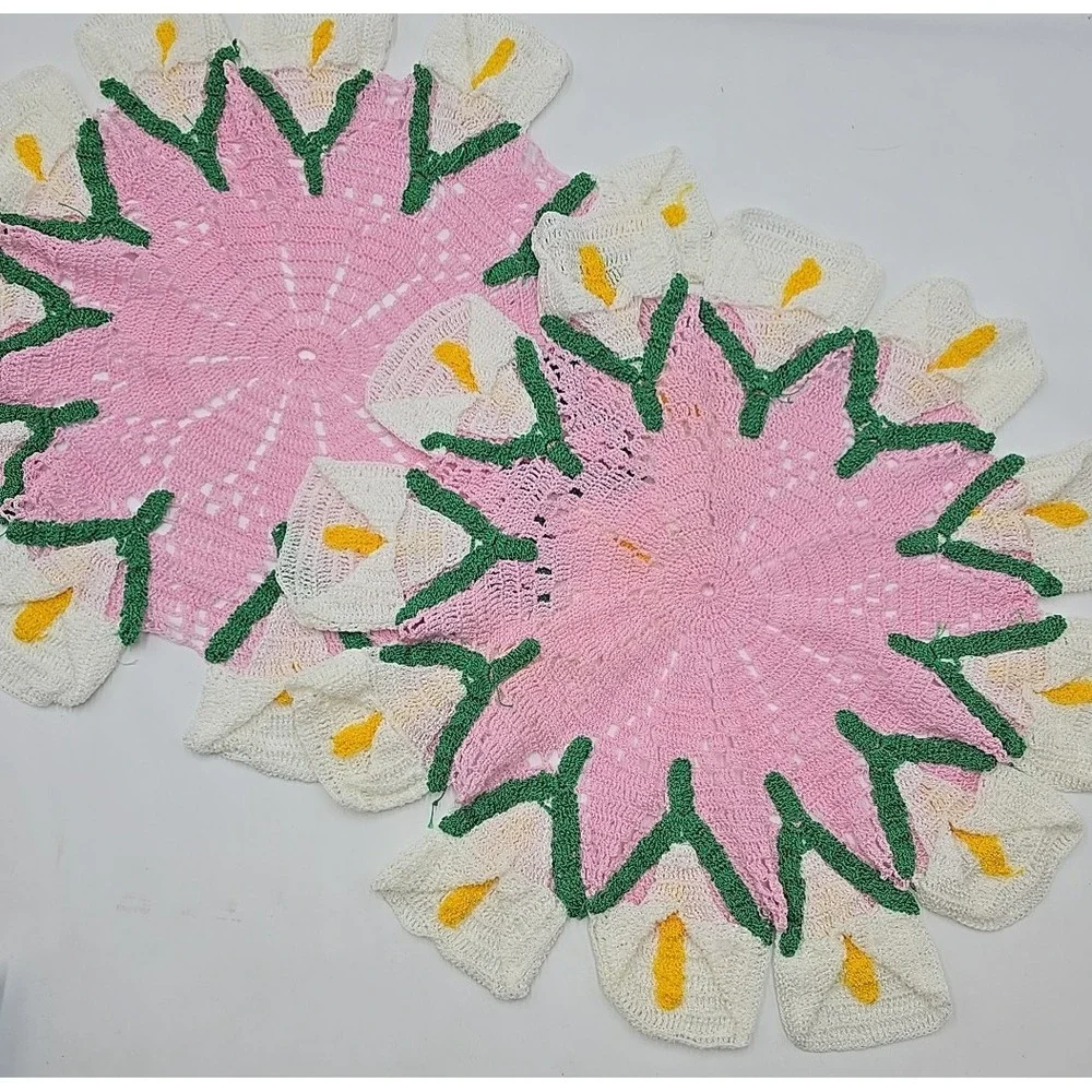 2 Handmade Crochet‎ Flower Cottagecore Starburst Vintage 1950s Doilies